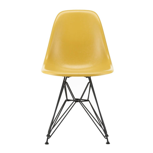 Cadeira Eames DSR em Fibra de Vidro / Base Preta
